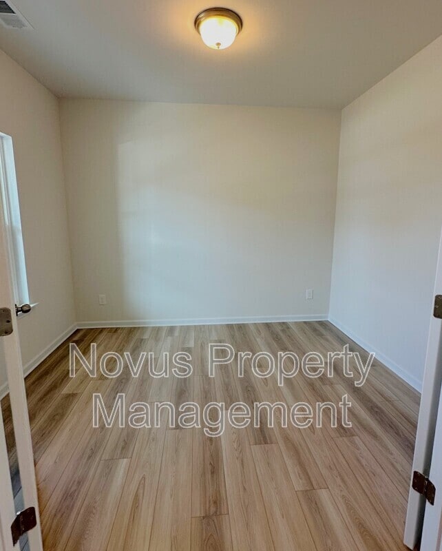 Building Photo - 206 Asher Dr