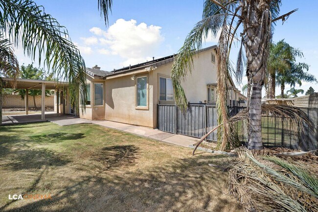 Building Photo - 5107 Via Palermo Dr