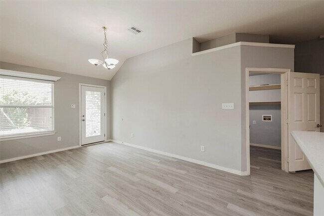 Building Photo - 12422 Daimler Dr