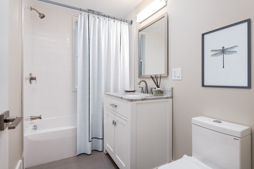 Building Photo - 23 Howard St