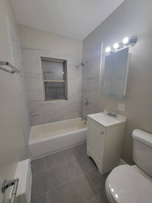 Building Photo - 312 N Central Ave