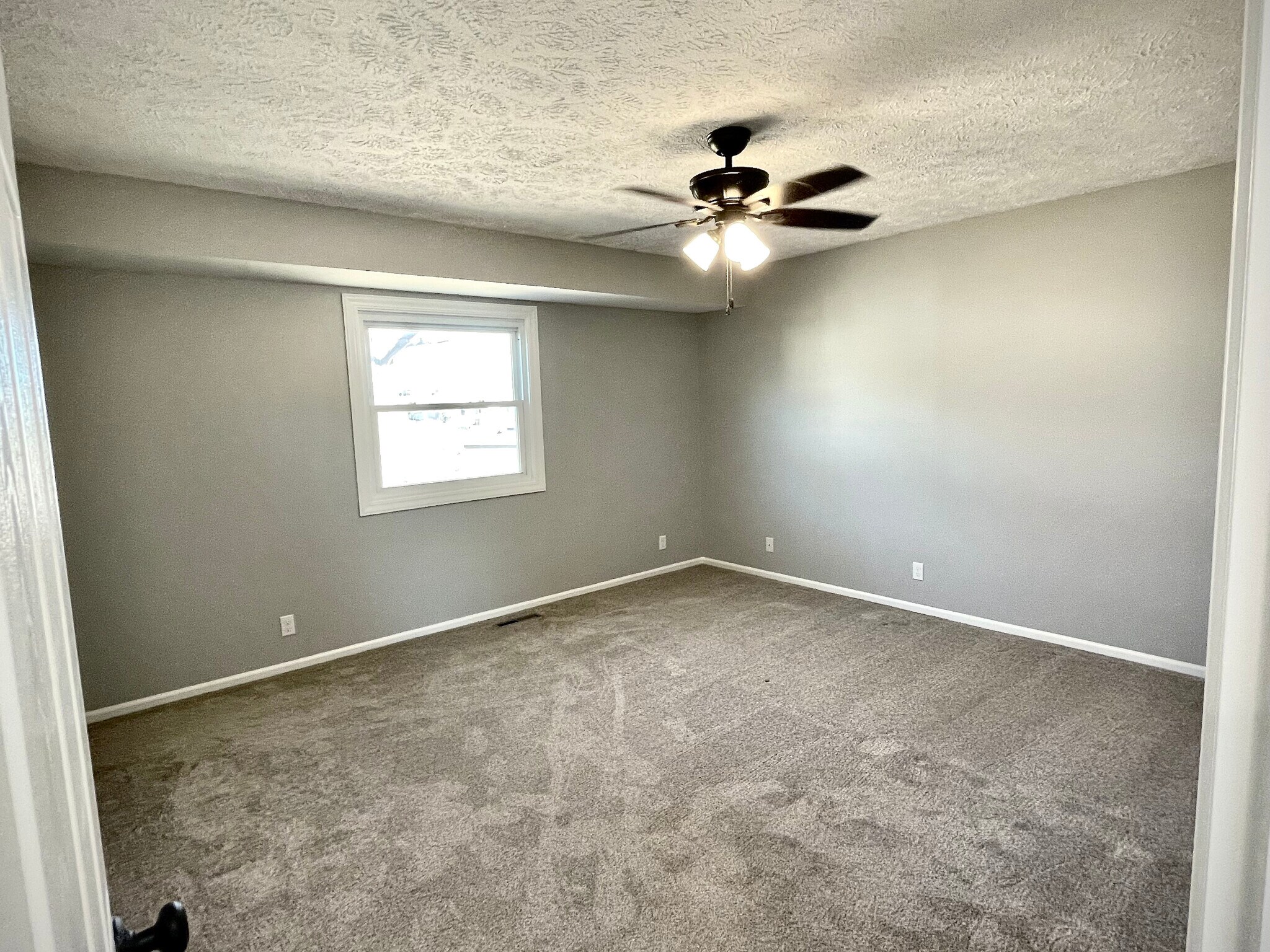 Building Photo - 7507 S 147th St