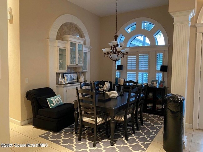 Building Photo - 416 Southampton Dr
