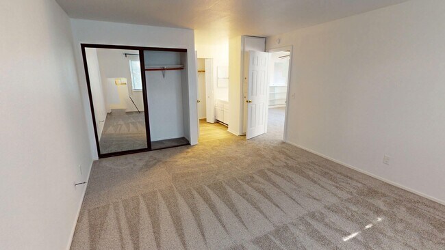 Building Photo - 1755 Novato Blvd