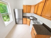Building Photo - 76-05 85th Dr