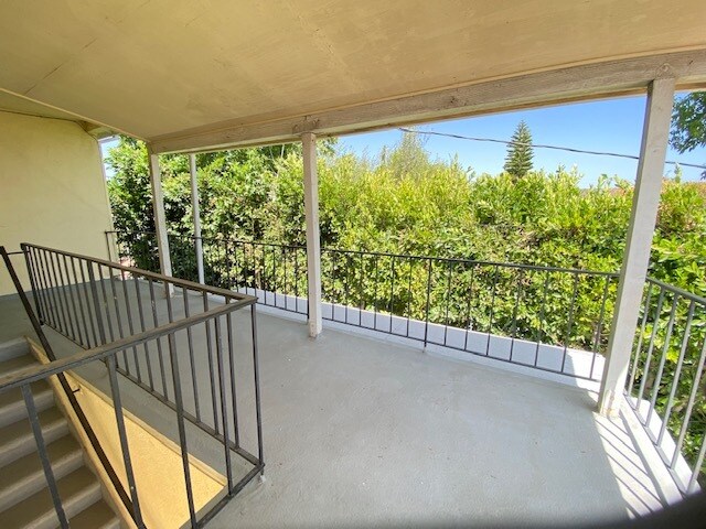 Building Photo - 9107 Cattaraugus Ave