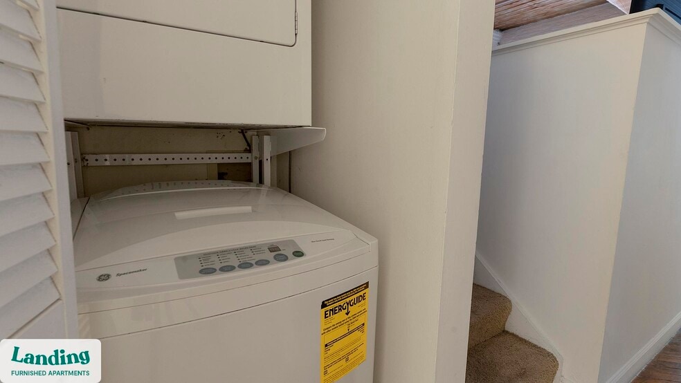 Building Photo - 121 S Fremont Ave