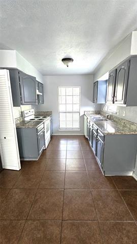 Building Photo - 3413 Crater Ln