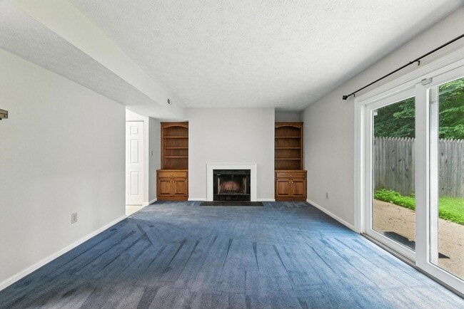 Building Photo - 39 Oneonta Drive Newport News VA 23602