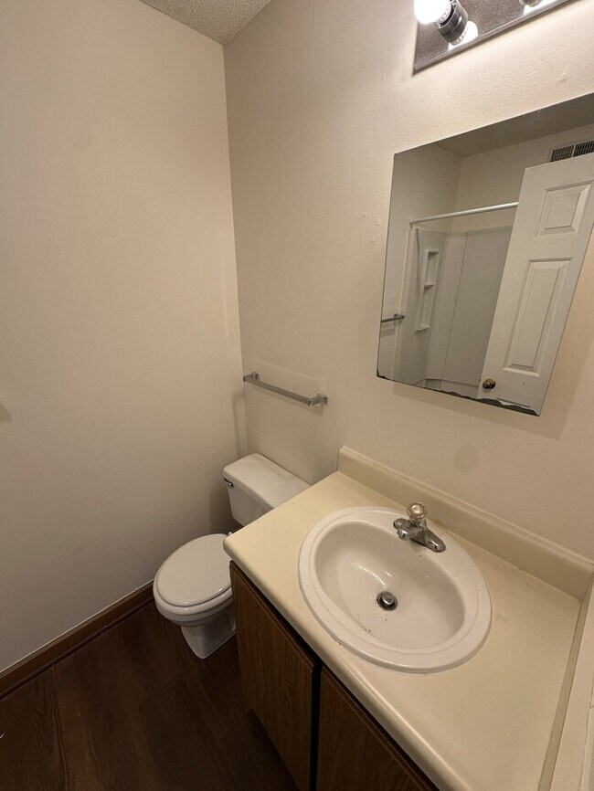 Building Photo - 3607-101 Helix Court