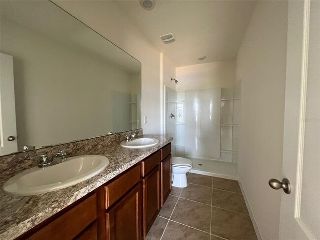 Building Photo - 1065 Blue Jay Dr