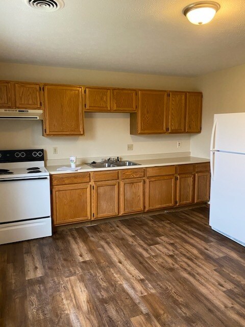 Building Photo - 817 N 900 E