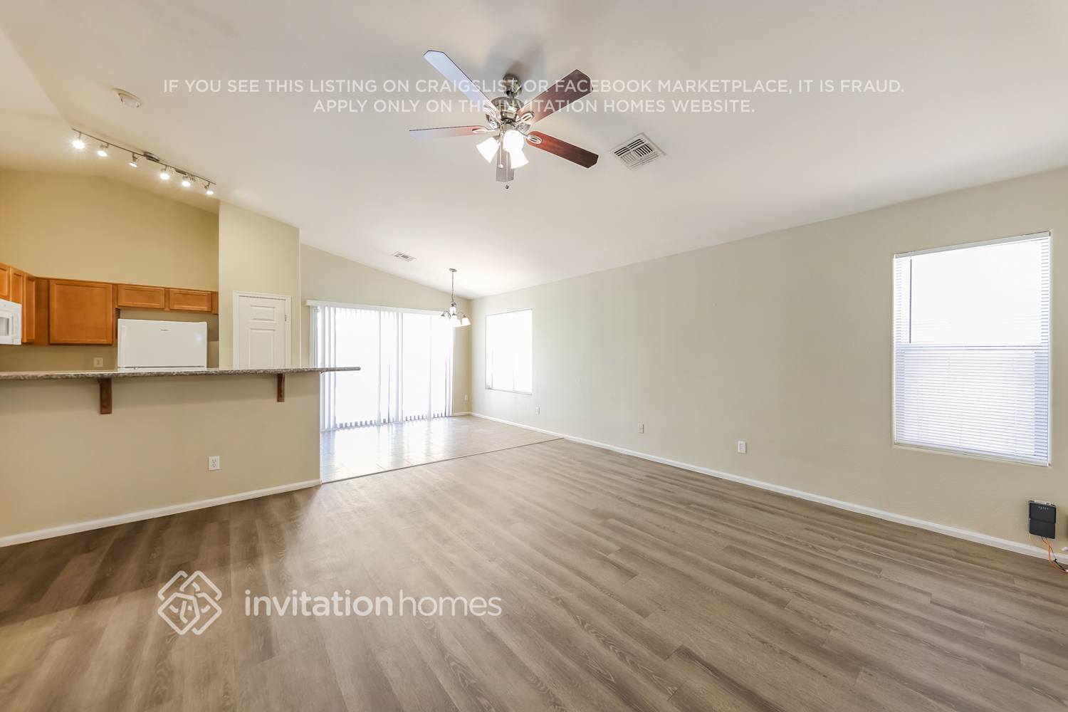 Building Photo - 17235 W Elaine Dr