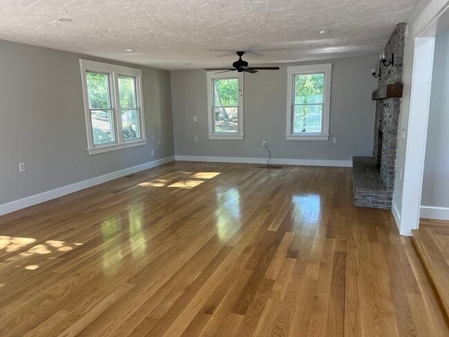 Building Photo - 138 High St