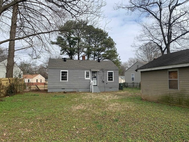 Building Photo - 4105 Wilmette Ave