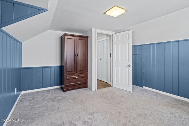 Building Photo - 234 Osborne Rd