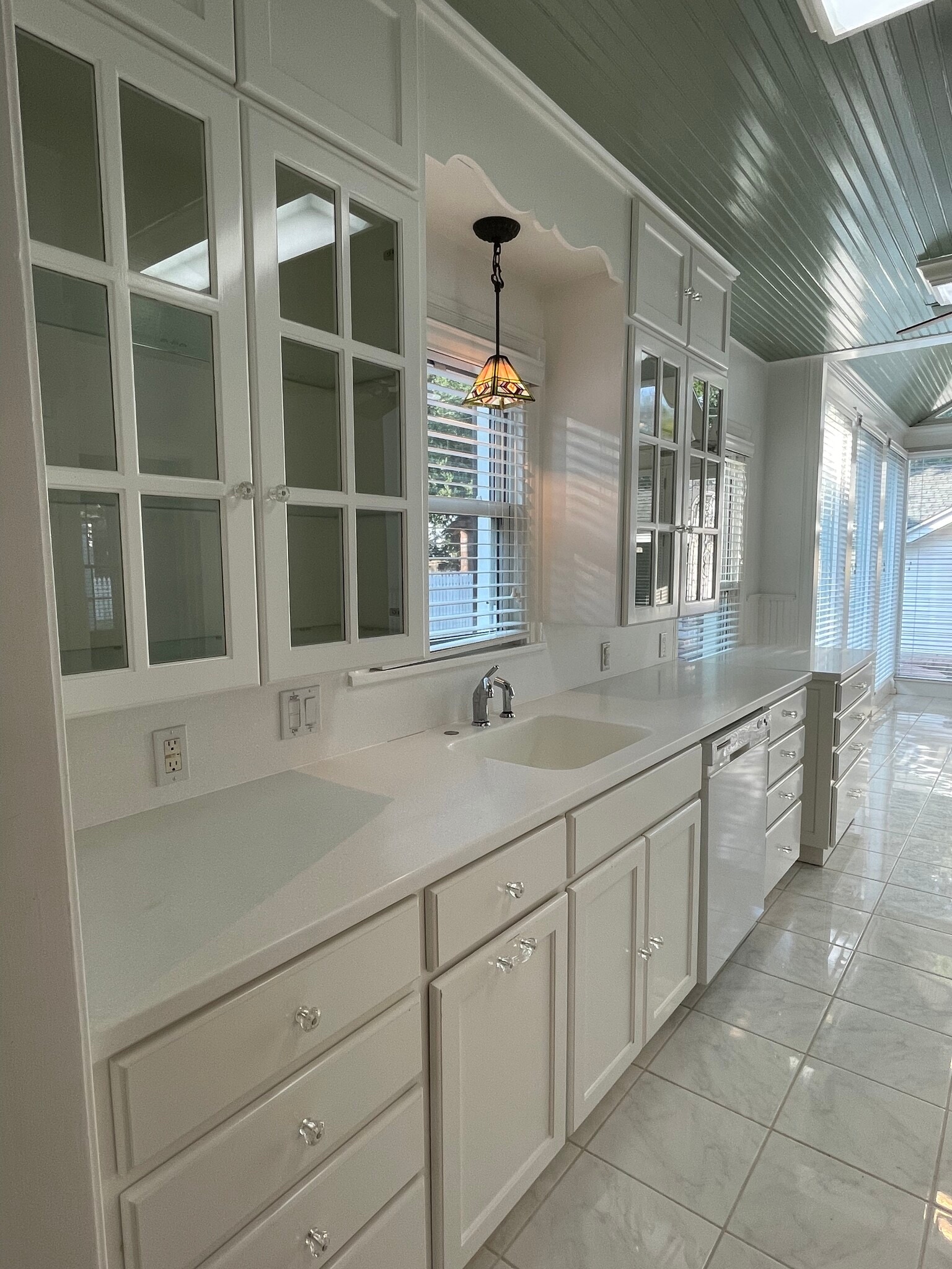 Kitchen - 1500 Preston Ave