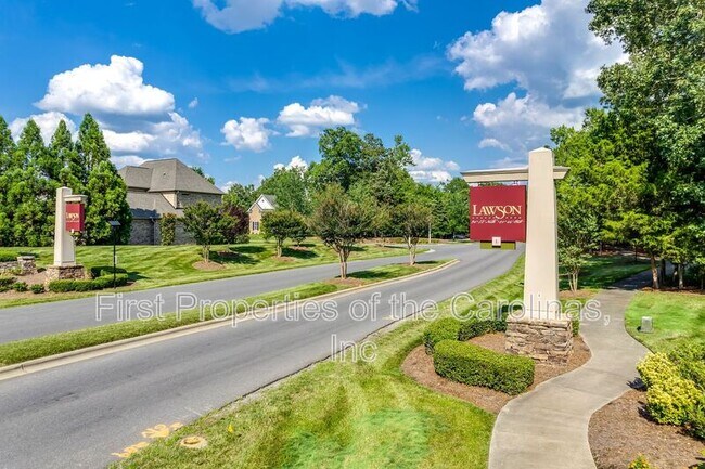 Building Photo - 3000 Sewee Ln
