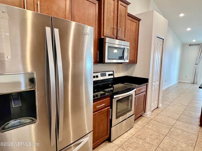 Building Photo - 16264 Tisons Blf Rd