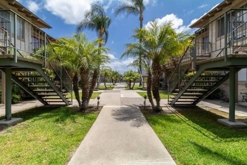 Building Photo - The Arches Apartments