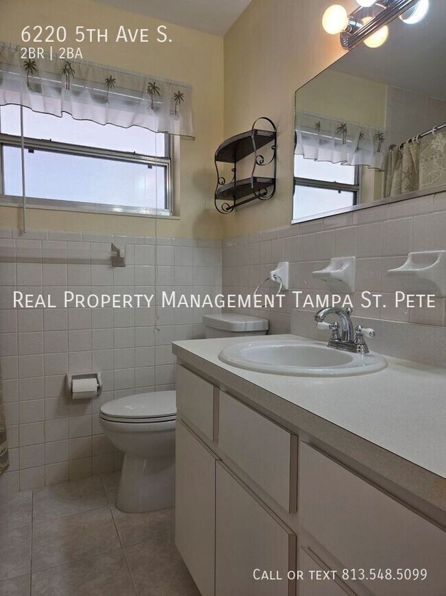 Building Photo - 6220 5th Ave S