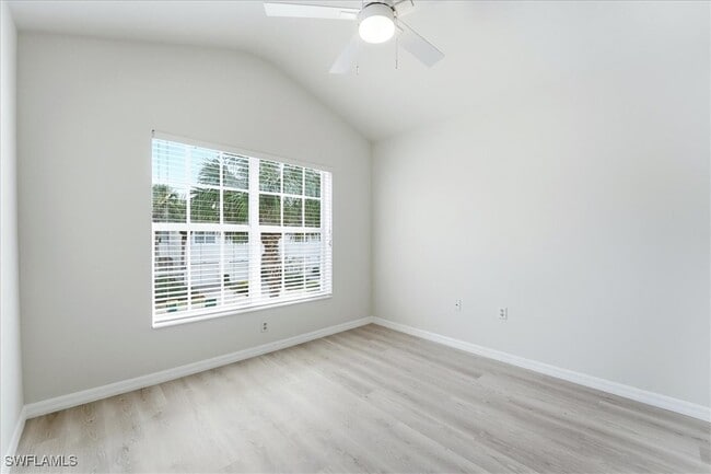 Building Photo - 1059 Albany Ct