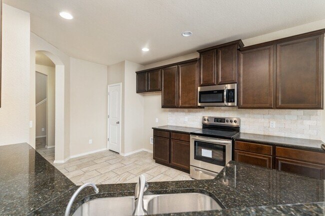 Building Photo - 8323 Prickly Oak