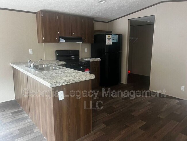 Building Photo - 57 Shady Cir