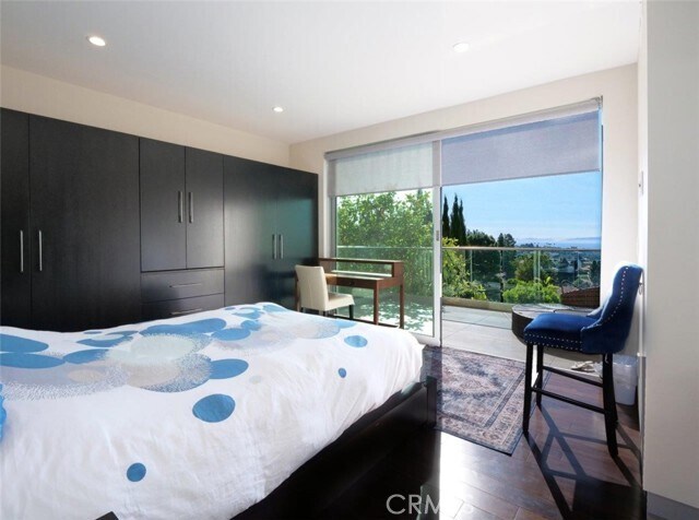 Building Photo - 1356 Vía Romero