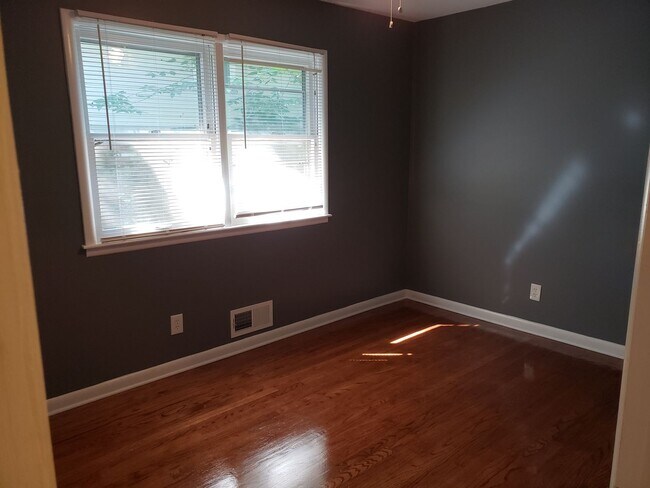 Building Photo - Beautiful Single Family House for Rent