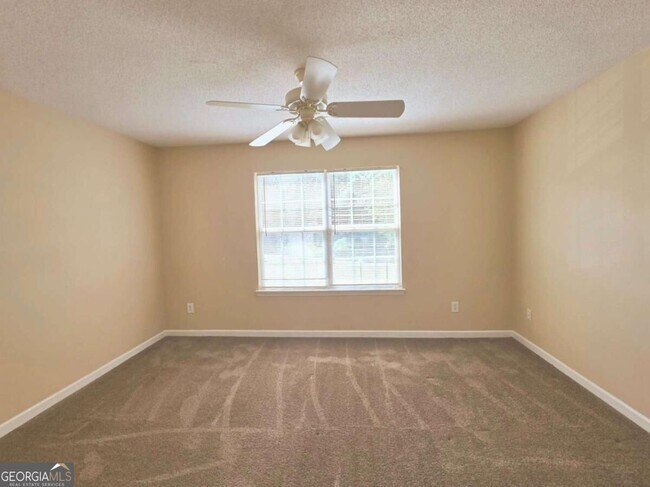 Building Photo - 119 Odyssey Dr NW