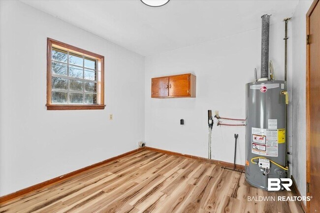 Building Photo - 101 Stover Dr