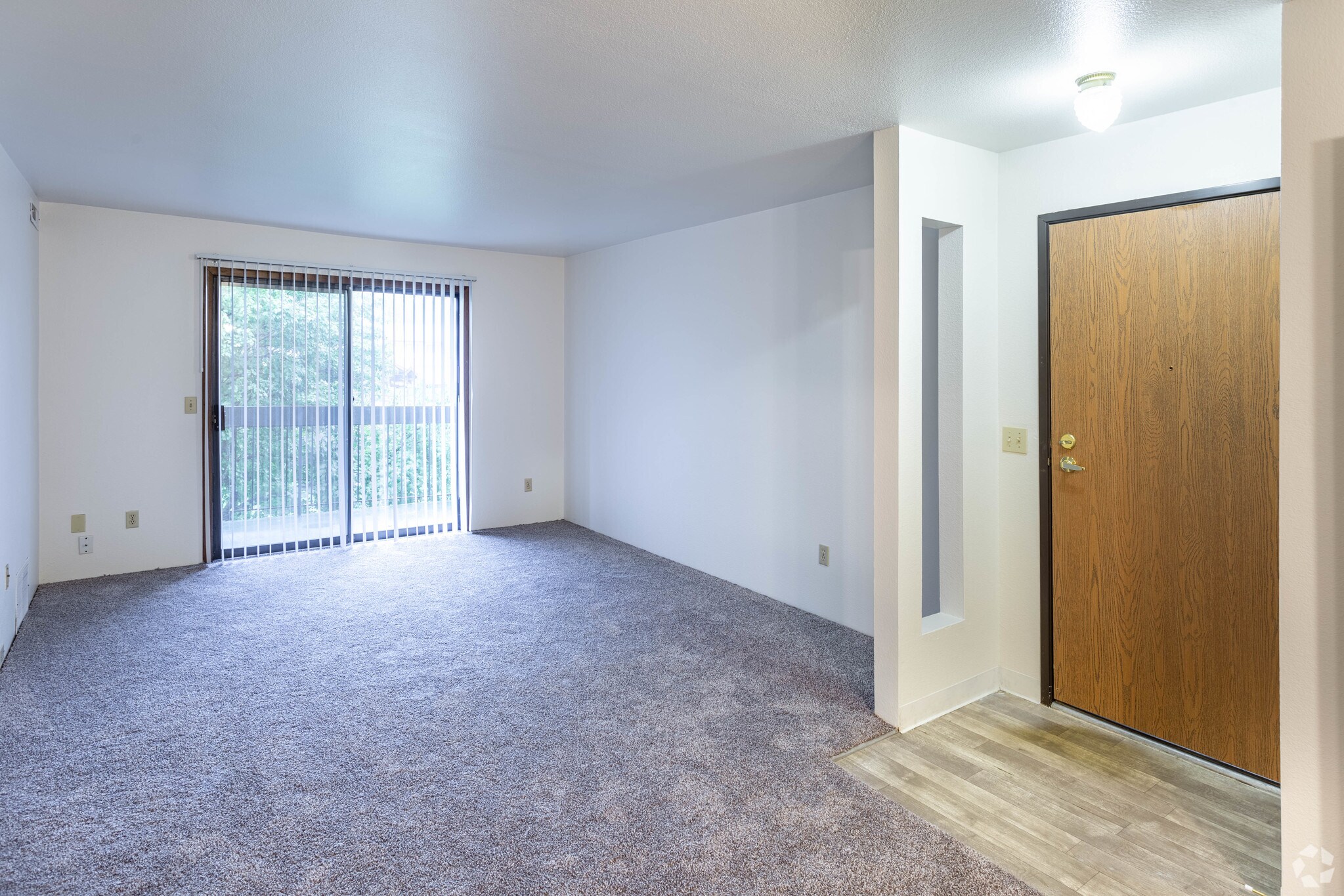 Benson Hills Apartments & Townhomes 5800 Benson Dr Haslett MI 48840