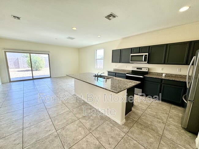 Building Photo - 2421 E San Borja Trail