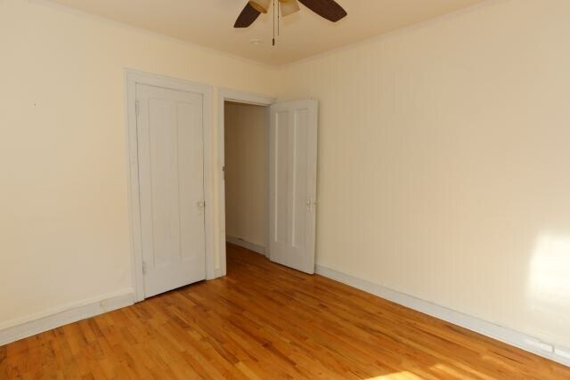 Building Photo - 1124 W Oakdale Ave
