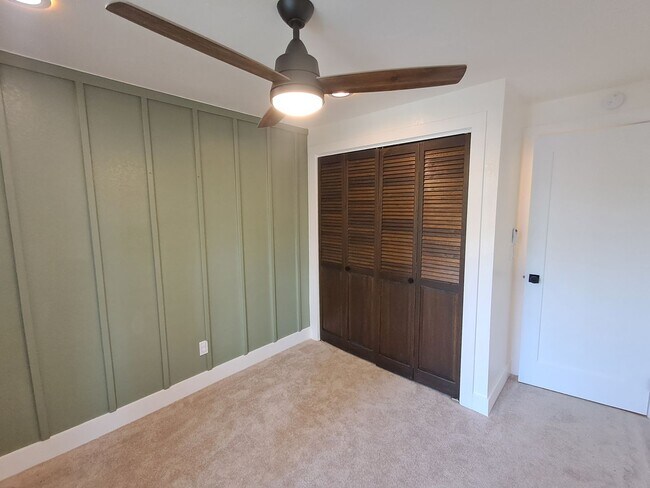 Building Photo - $3,200 -5 Bed / 3 Bath- Home with Fully Fe...