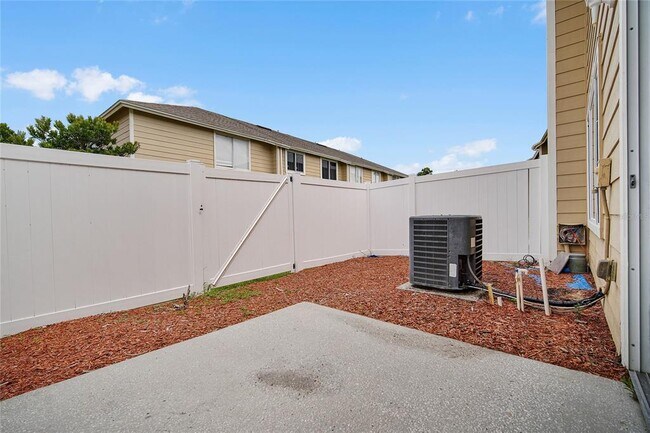 Building Photo - 125 Australian Way