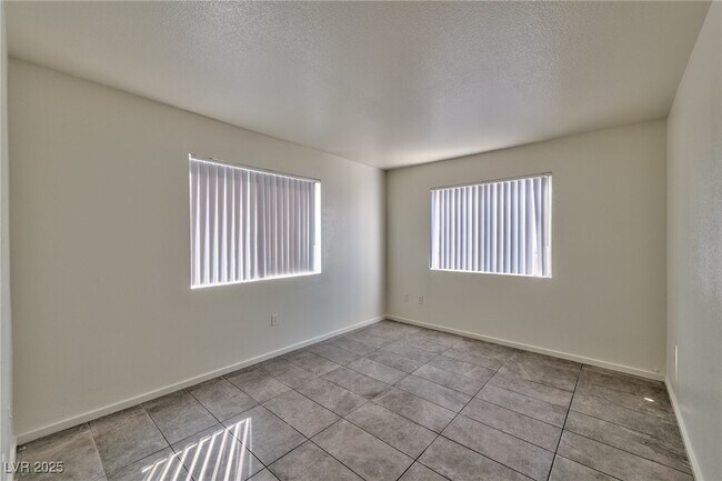 Building Photo - 3957 Rebecca Raiter Ave