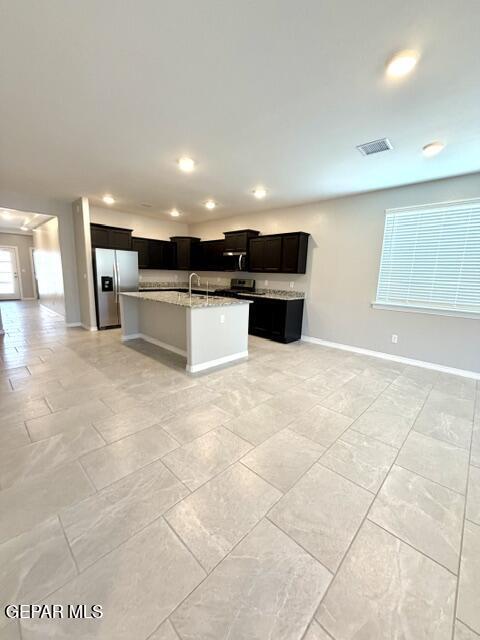 Building Photo - 12836 Carefree Ave