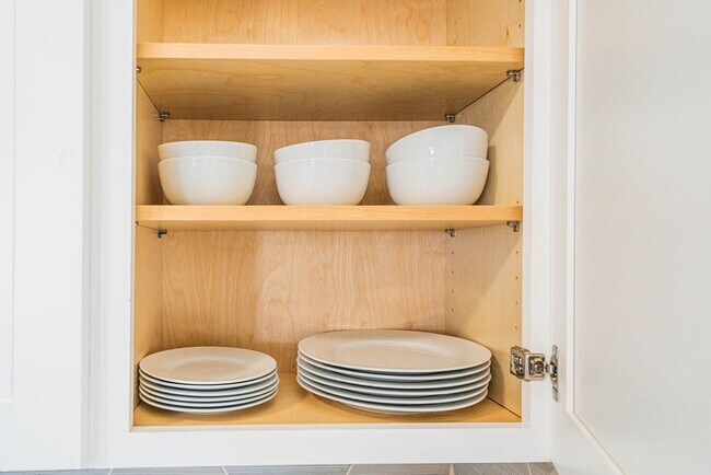 Building Photo - 2150 S 55th St