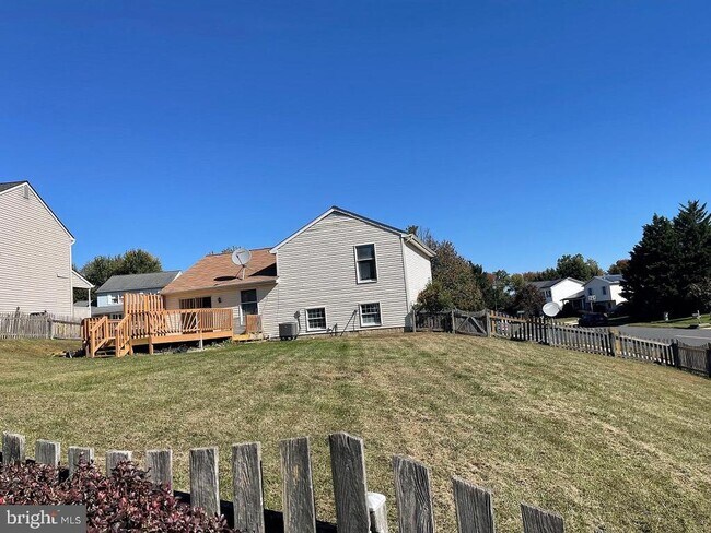 Building Photo - 101 Susquehanna Ct