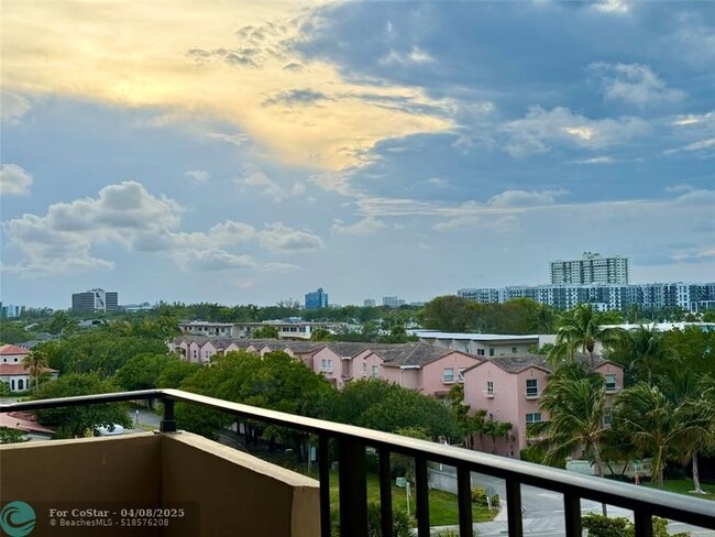 Building Photo - 2000 S Ocean Blvd