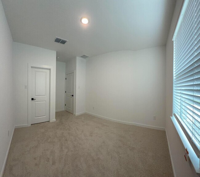 Building Photo - 8407 Tranquil Bay Ct