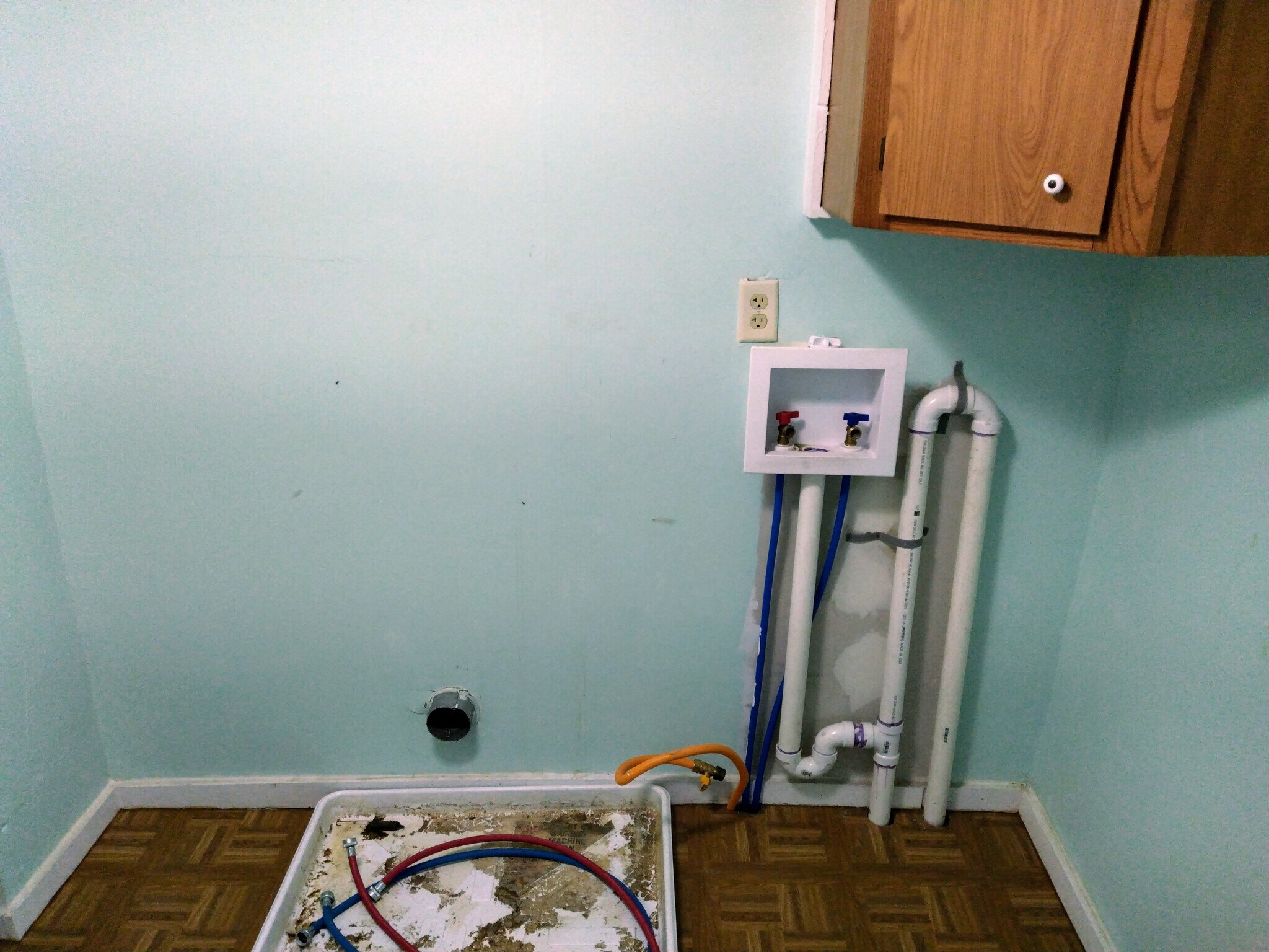 HOOK UPS - 1324 M St NE