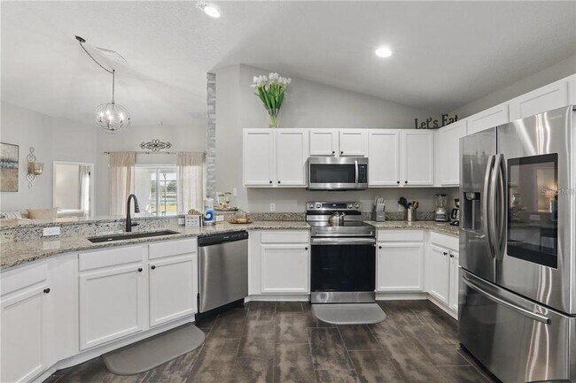 Building Photo - 634 Chadbury Way