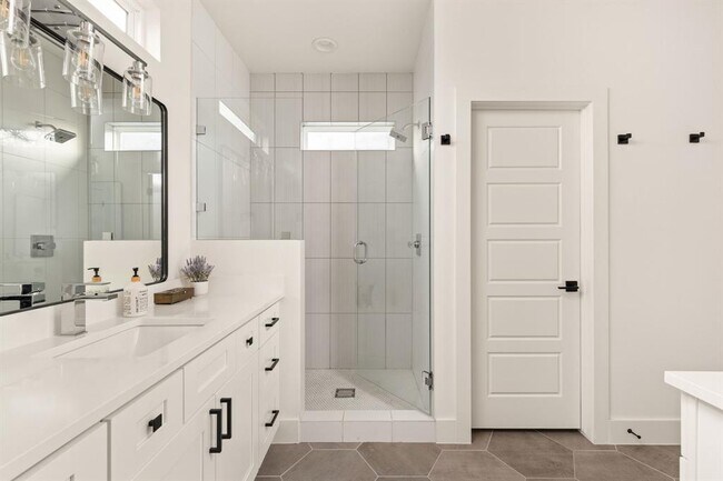 Building Photo - 5109 Glissman Rd