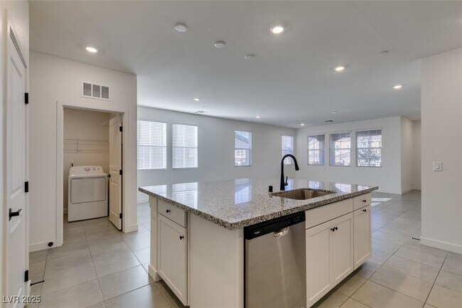 Building Photo - 3723 Trancoso Ave