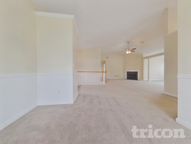 Building Photo - 20 Mattie Ln