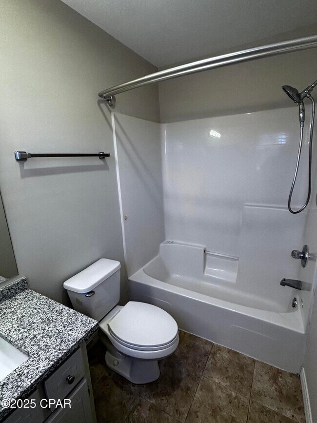 Building Photo - 6588 Harbour Blvd