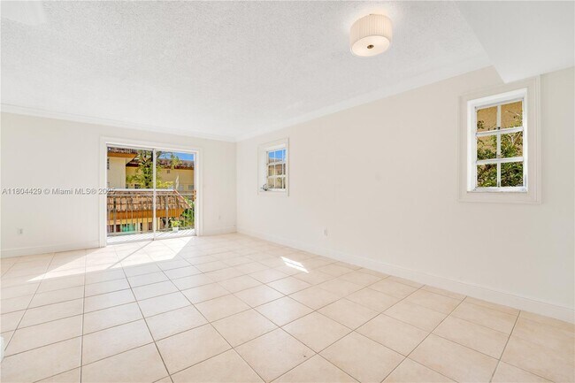 Building Photo - 8500 SW 109th Ave